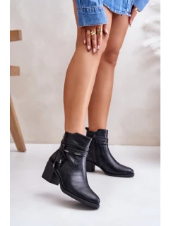 Topánky na podpätku model 201224 Krok vo veľkom štýle