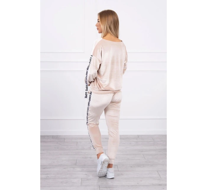 model 22014121 béžová velurová sada - K-Fashion