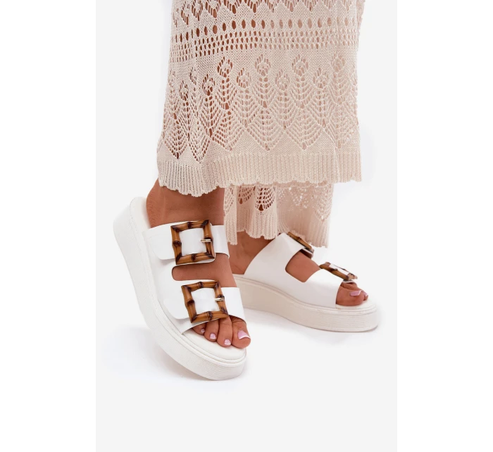 Eko Kožené Sandály Dámské Na Platformě S Přezkami Bílé model 21699634 - Boto Eko Kožené Sandály Dámské Na Platformě S Přezkami Bílé model 21699634 - Boto