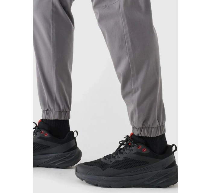 Pánske voľnočasové nohavice 4F 4FWMM00TTROM0944-25S Pánske voľnočasové nohavice 4F 4FWMM00TTROM0944-25S