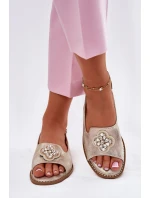 Sandały Damskie Na Płaskim Obcasie Z Ozdobnym Detalem S.Barski KV51-080 Złote