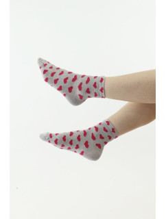 Dámske ponožky 113 šedé so srdiečkami