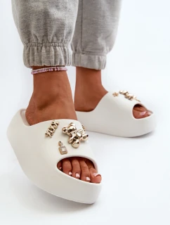 Klapki Damskie Lekkie Piankowe Z Ozdobami Białe Orchia