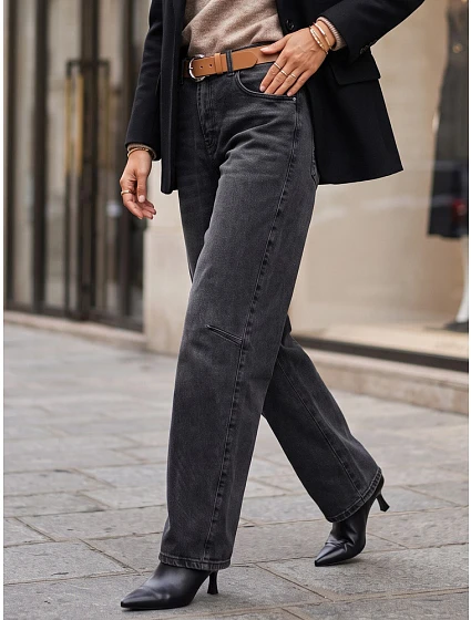 Jeansy damskie baggy z paskiem czarne FashionStreet UY3117 Jeansy damskie baggy z paskiem czarne FashionStreet UY3117