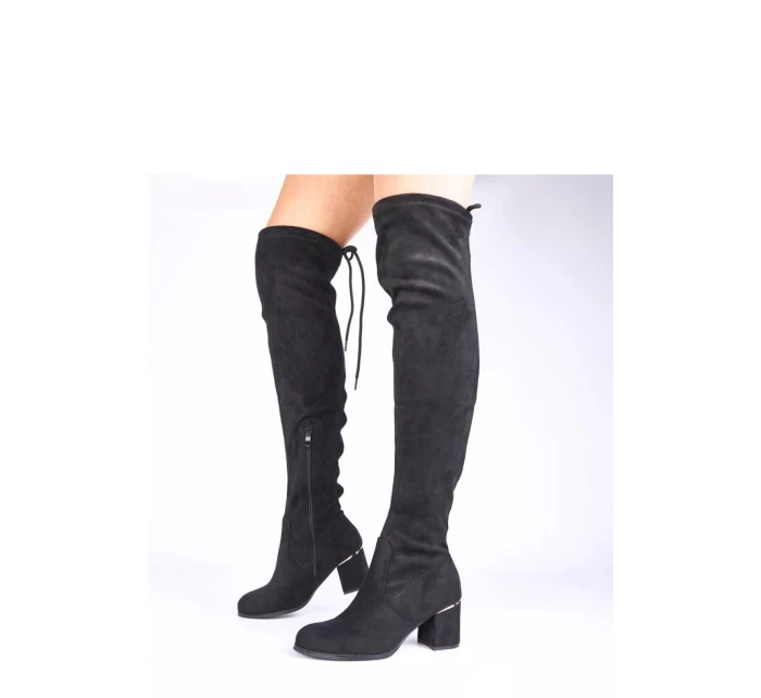 Topánky na podpätku model 222030 Solea Topánky na podpätku model 222030 Solea