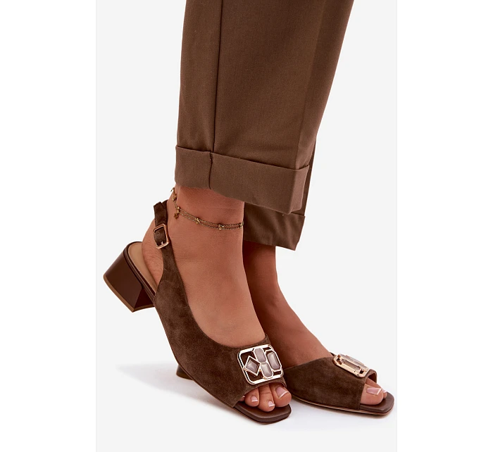 Elegantní sandály z přírodního semiše na podpatku D&A CE61-3127 Hnědé
