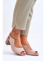 Dámské semišové sandály na podpatku model 21619303 Béžová - Maciejka