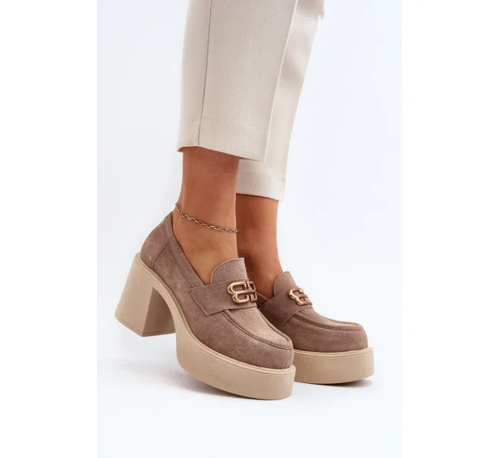 Topánky na podpätku model 193930 Krok vo veľkom štýle