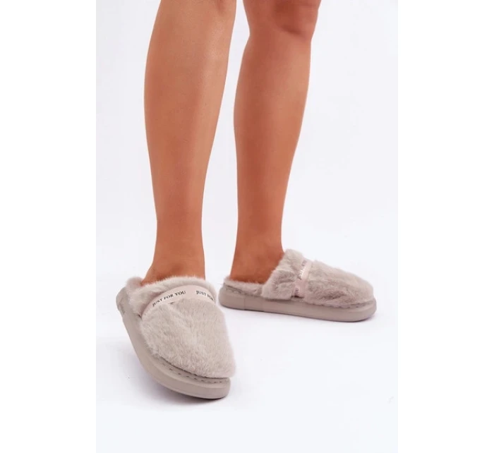 Futrzane Kapcie Z Ozdobnym Paskiem Szare Savalithea Futrzane Kapcie Z Ozdobnym Paskiem Szare Savalithea
