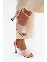 Dámské sandály na podpatku Vinceza 62297 Béžové