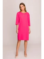 Šaty uvolněného střihu s výstřihem s  růžové model 20966121 - STYLOVE