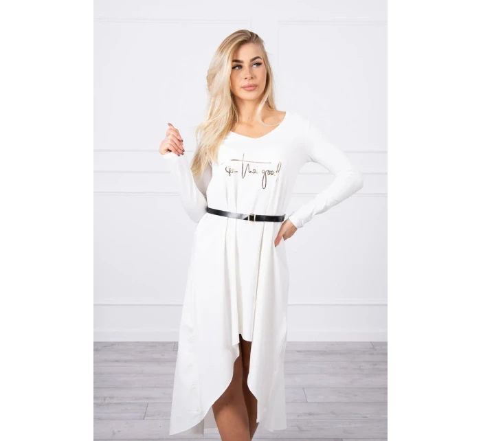 Šaty s ozdobným páskem a nápisem ecru Šaty s ozdobným páskem a nápisem ecru