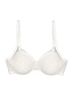 TRIUMPH - Signature Sheer: vystužená podprsenka s kosticami - neviditeľná pod oblečením Triumph TRIUMPH - Signature Sheer: vystužená podprsenka s kosticami - neviditeľná pod oblečením Triumph