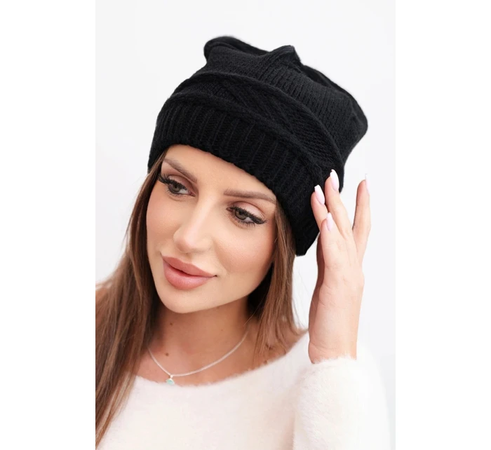 Dámská zimní čepice z vlny a s pleteným vzorem model 21817783 černá - K-Fashion Dámská zimní čepice z vlny a s pleteným vzorem model 21817783 černá - K-Fashion