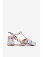 Dámské sandály na podpatku z ekokože stříbrné model 21661945 - EVENTO