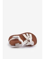 Dětské sandálky se suchým zipem bílé model 21663723 - Boto