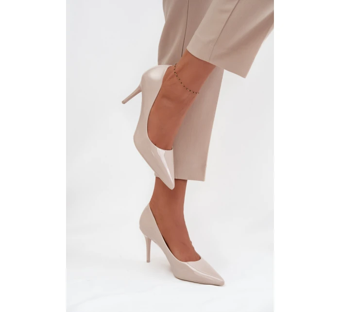 Lodičky s ihlovým podpätkom model 218920 Krok vo veľkom štýle