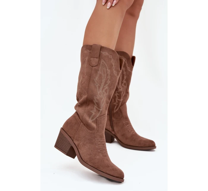 Topánky na podpätku model 218487 Krok vo veľkom štýle