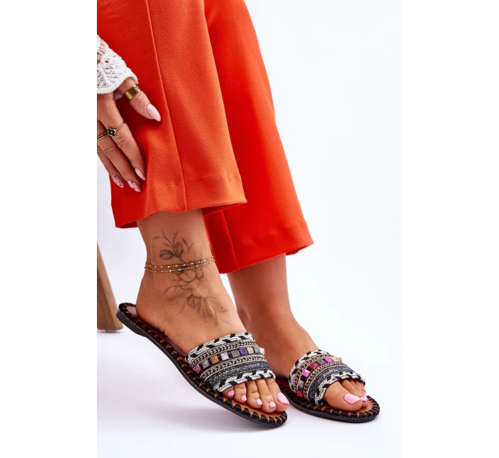 Damskie Zdobione Klapki Czarne Bellisa