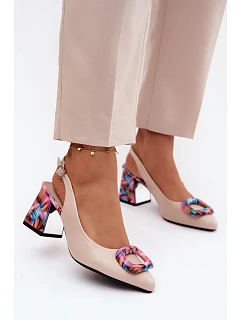 Dámské sandály na podpatku s sponou  Béžové model 22126244 - VINCEZA