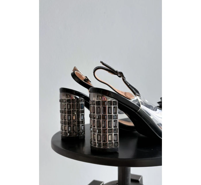 Sandály na podpatku s krystaly D&A MR52-237 Černé