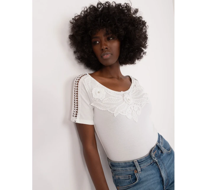 Bluzka PM BZ model 19529596 ecru - FPrice Bluzka PM BZ model 19529596 ecru - FPrice