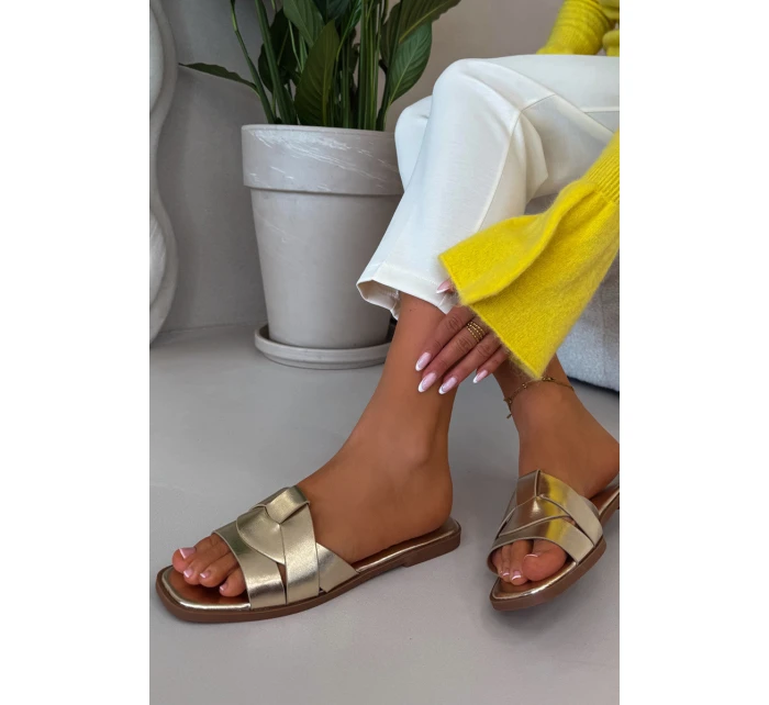 Dámské ploché pantofle s zlatými pásky Marissae