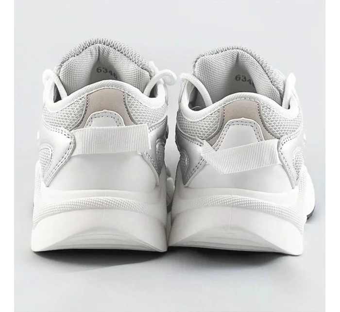 Bielo-šedé šnurovacie sneakersy s farebnými vsadkami (6346)