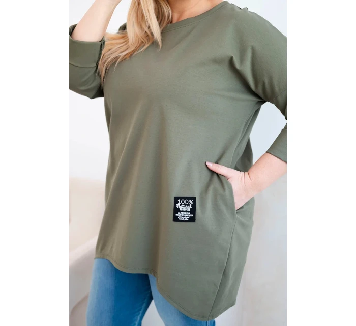 Dámska blúzka v nadmernej veľkosti s dlhším chrbtom a dlhými rukávmi khaki