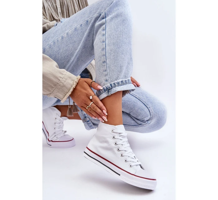 Dámské klasické vysoké boty bílé model 21626512 - Boto Dámské klasické vysoké boty bílé model 21626512 - Boto