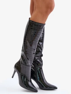 Topánky na podpätku s reliéfom čierna Reanwenna