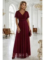 635-5 MELANIA Dlhé lesklé šaty s výstrihom a krátkymi rukávmi - bordové