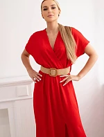 Dlhé šaty s ozdobným opaskom červené