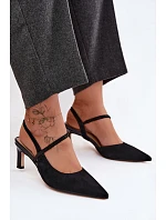 Kožené semišové sandály na podpatku s ozdobnou páskou D&A CR61-3048 černé