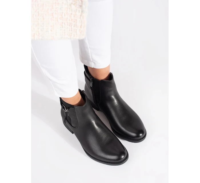 Moderní   kotníčkové boty dámské na plochém podpatku