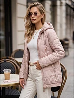 Kurtka damska pikowana z kapturem różowa model 22347466 - FashionStreet Kurtka damska pikowana z kapturem różowa model 22347466 - FashionStreet