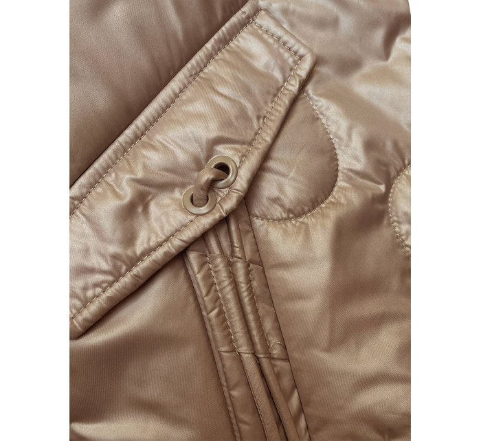 Krátká dámská prošívaná bunda v karamelové barvě (B8185-101)