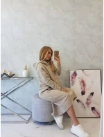 Zateplené šaty s kapucí béžové Zateplené šaty s kapucí béžové