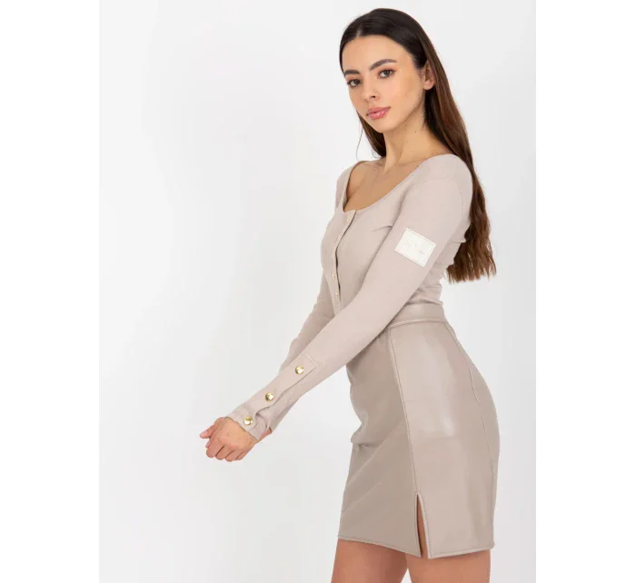 Bluzka TW BZ ciemny bezowy model 19760148 - FPrice Bluzka TW BZ ciemny bezowy model 19760148 - FPrice