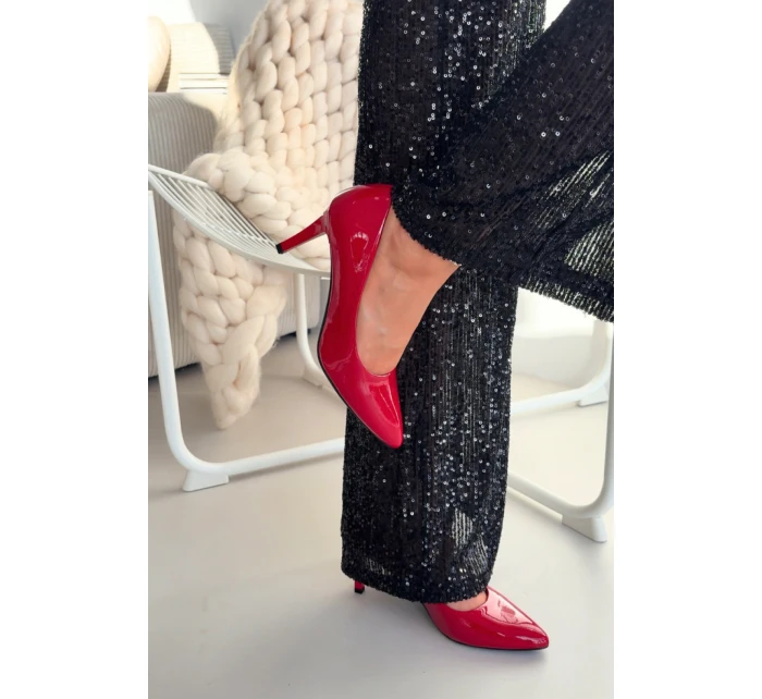 Lodičky s ihlovým podpätkom model 222542 Krok vo veľkom štýle