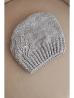 Dámska zimná čiapka s vlnou zdobená flitrami a pleteninou K473 sivá