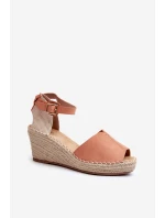 Pohodlné dámské sandály na klínu Světle růžová model 21585415 - EVENTO