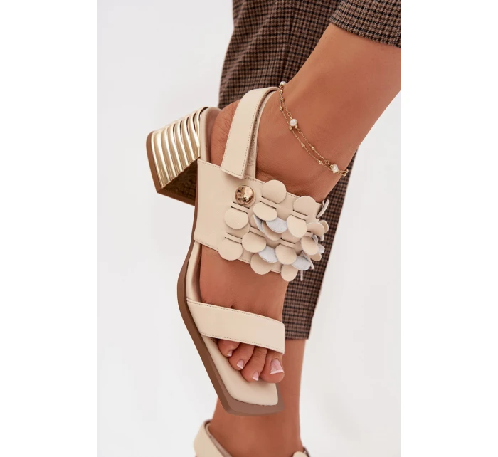 Kožené sandály na podpatku D&A model 22031909 Béžové - S.Barski