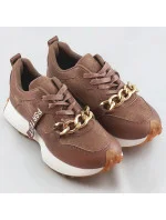 Hnědé sportovní boty s řetízkem model 17209361 Hnědé sportovní boty s řetízkem model 17209361