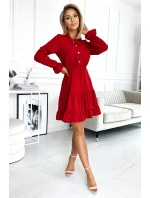 Červené dámske šaty s výstrihom a zlatými gombíkmi 395-1