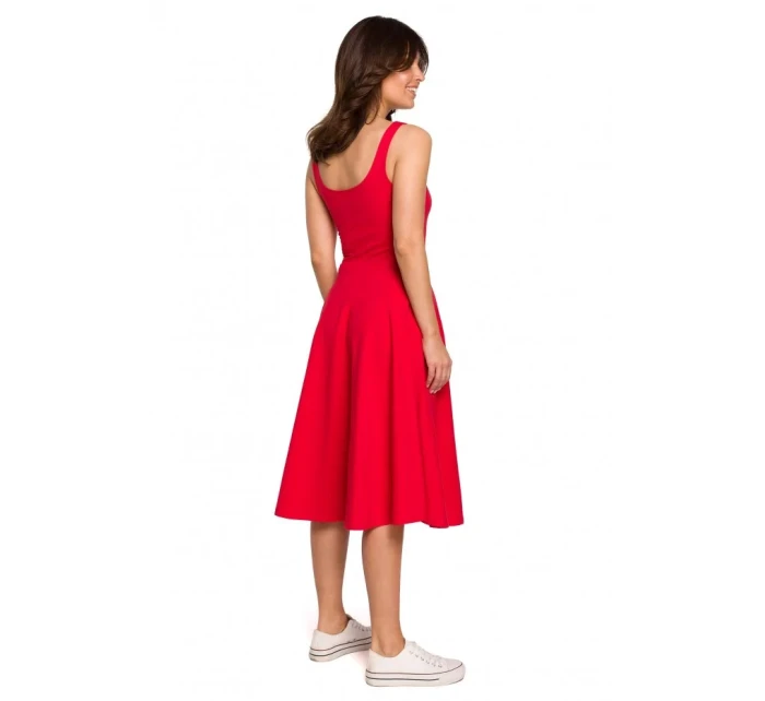 B218 Priliehavé šaty bez rukávov - čierne