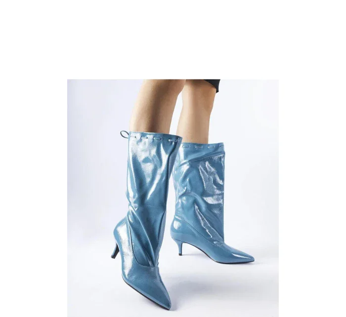 Topánky na podpätku model 204742 Solea Topánky na podpätku model 204742 Solea