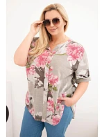 Plus size dámska bavlnená blúzka s véčkovým výstrihom s kvetinovým vzorom fango