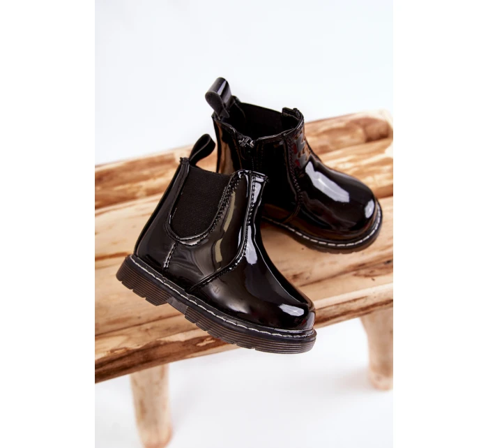 Dětské Lakované zateplené boty černé model 21597431 - Boto Dětské Lakované zateplené boty černé model 21597431 - Boto