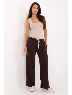 Tepláky model 216506 Relevantnosť